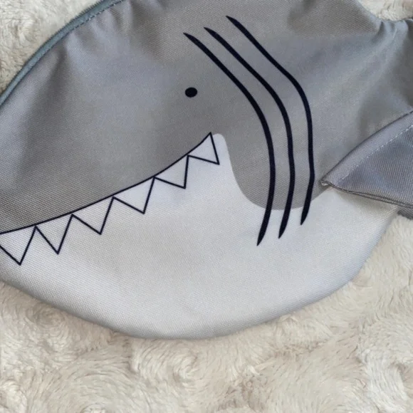 Shark Cooler Bag Wristlet - Picture 6 of 6